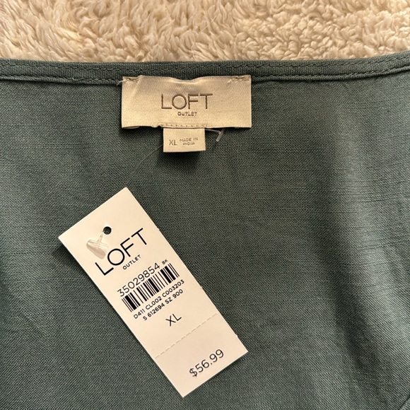 🆕 Loft Peplum Tank - Picture 4 of 6